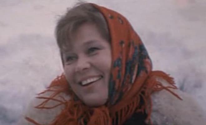 Люсьена Овчинникова в фильме «Мои дорогие»