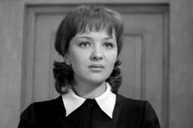 Наталья Тенякова в молодости (кадр из фильма «Старшая сестра»)